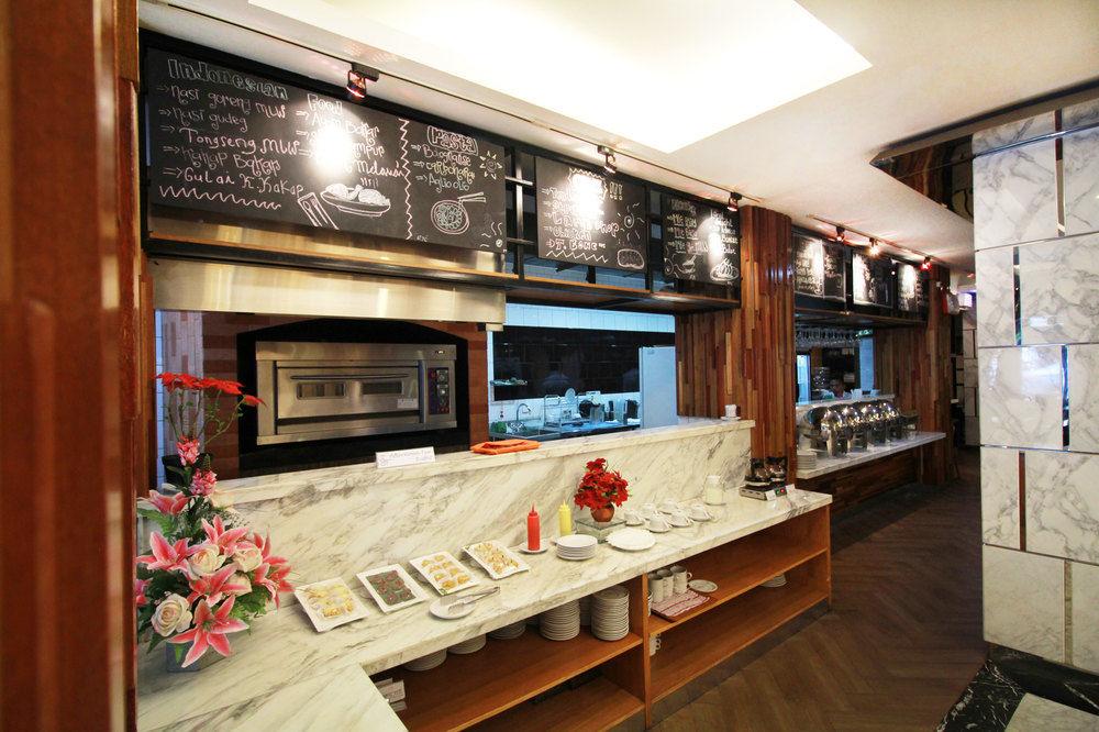 Collection O 7 Hotel Melawai Джакарта Экстерьер фото