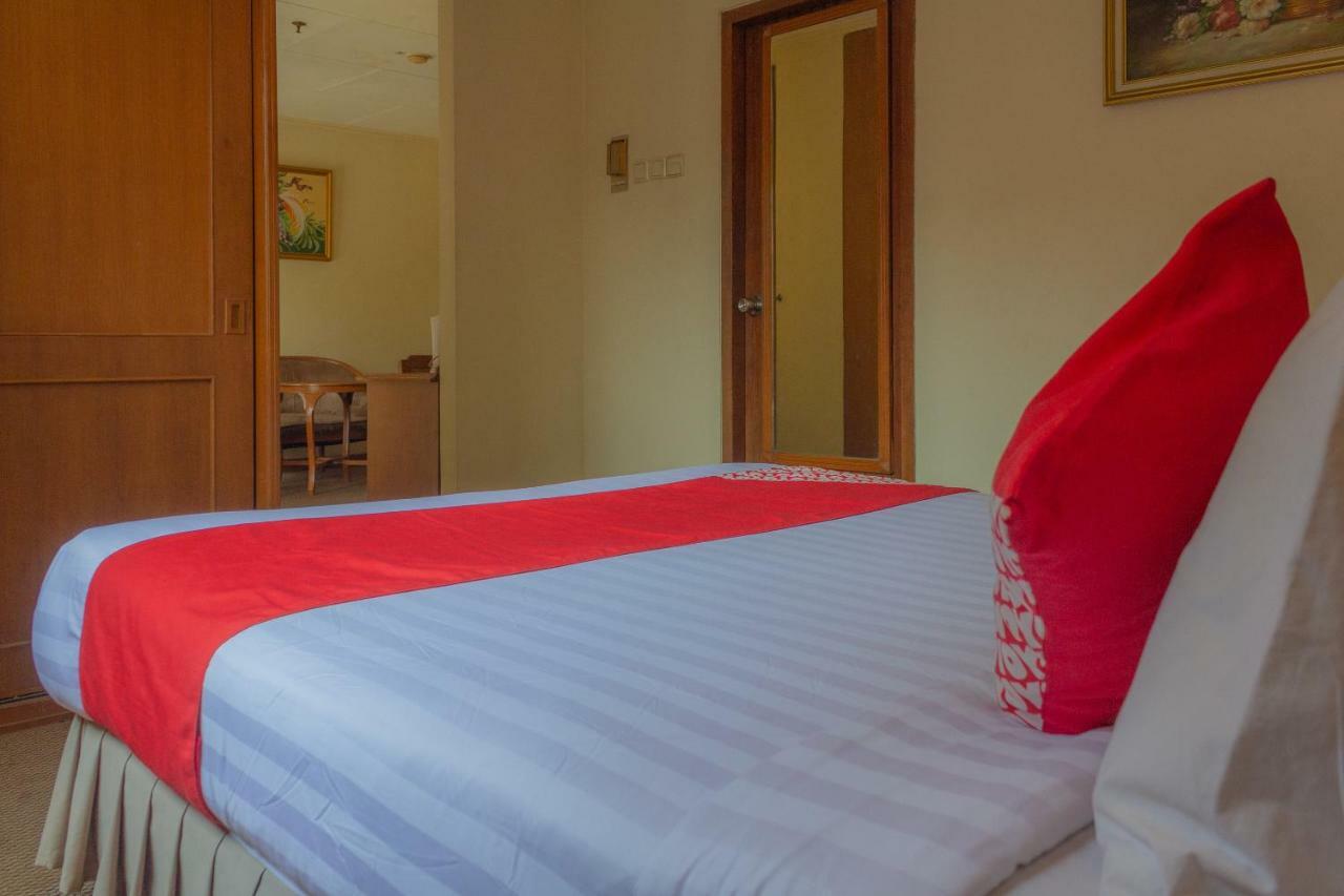 Collection O 7 Hotel Melawai Джакарта Экстерьер фото