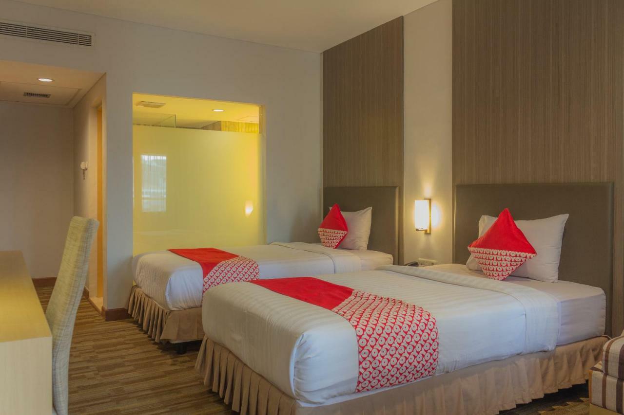 Collection O 7 Hotel Melawai Джакарта Экстерьер фото