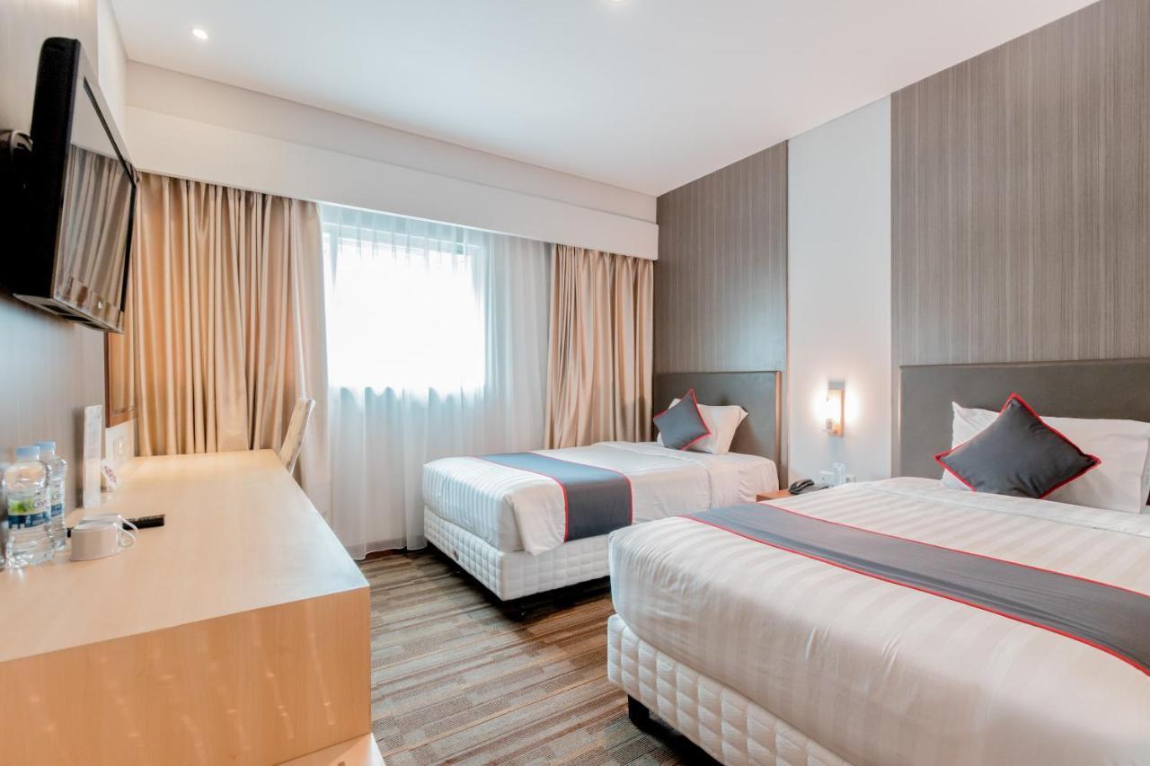 Collection O 7 Hotel Melawai Джакарта Экстерьер фото